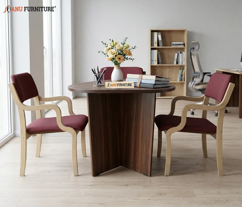 Round Table – image 1