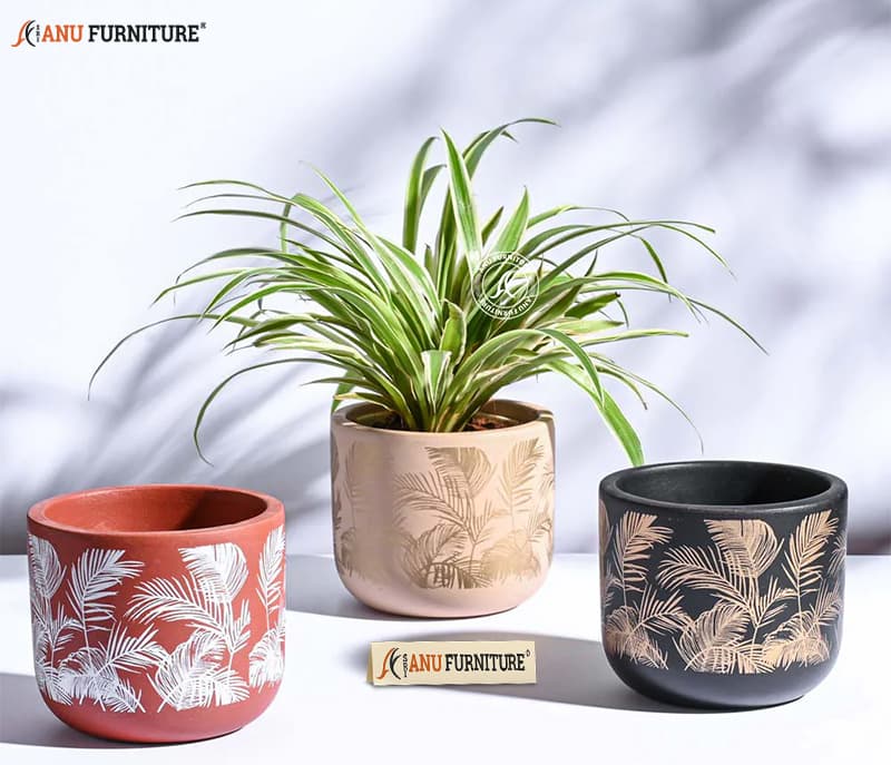 Flower Pots & Planters