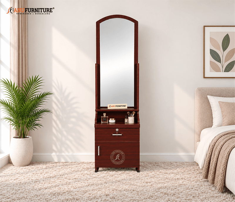 Plain Dresser – image 1