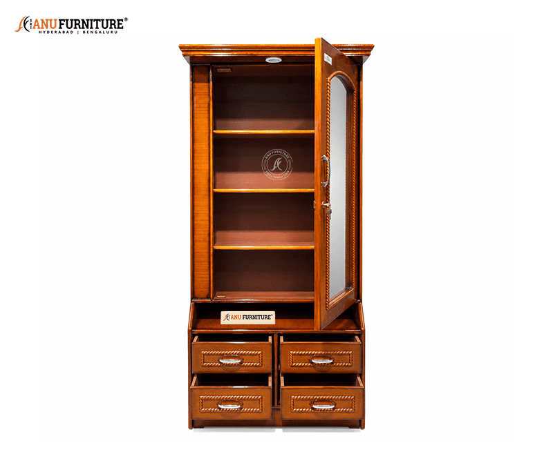 Taj Dresser – image 2