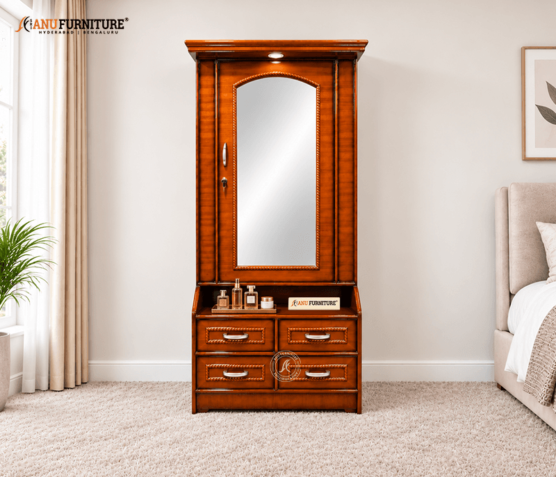 Taj Dresser – image 1